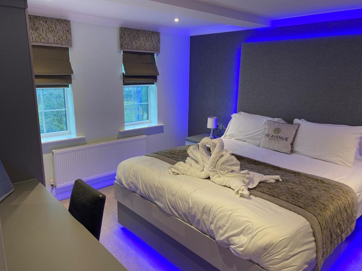 The Avenue Hotel Ltd Клитеро Екстериор снимка