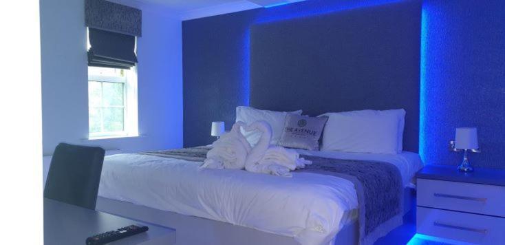 The Avenue Hotel Ltd Клитеро Екстериор снимка