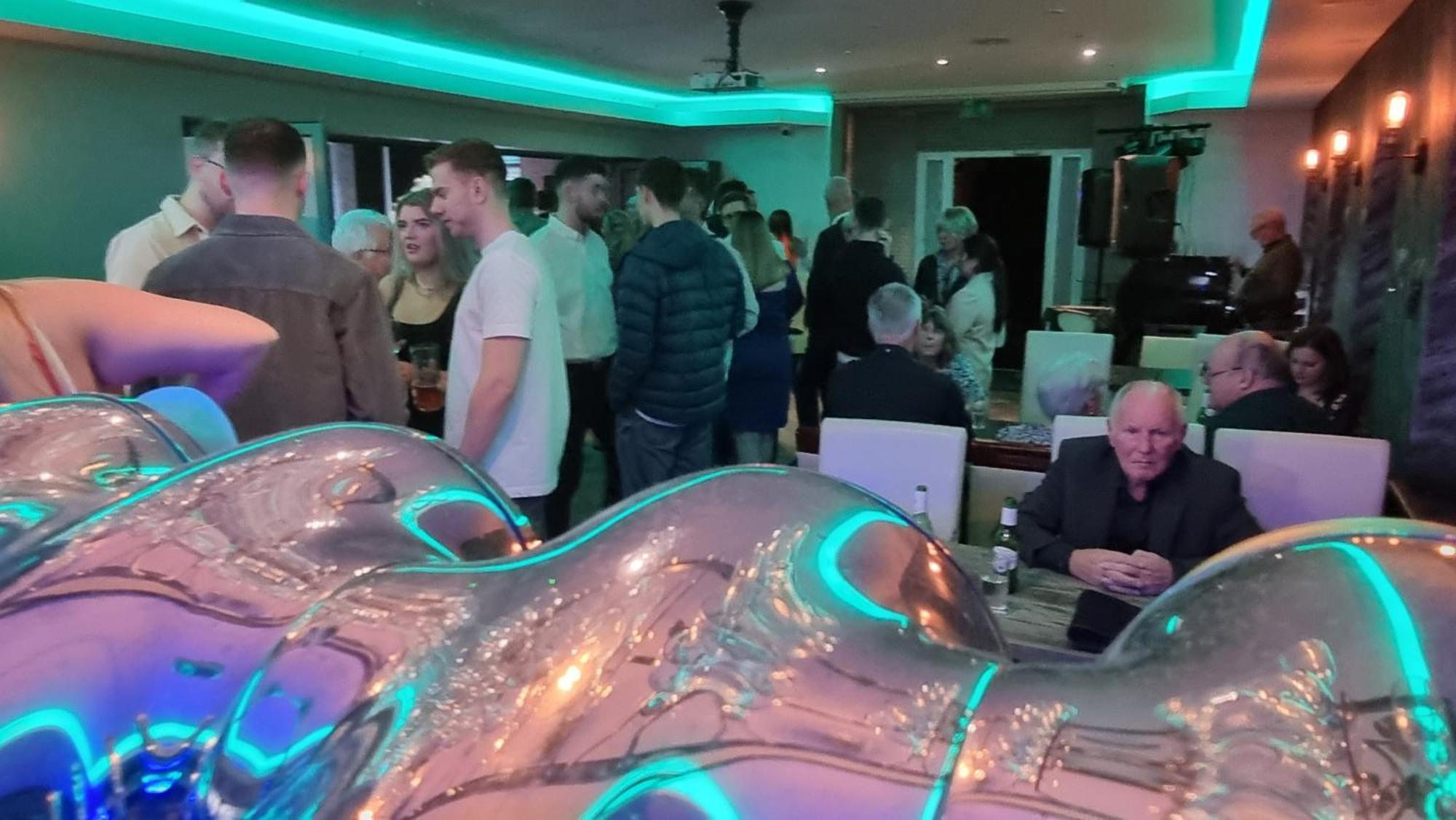 The Avenue Hotel Ltd Клитеро Екстериор снимка