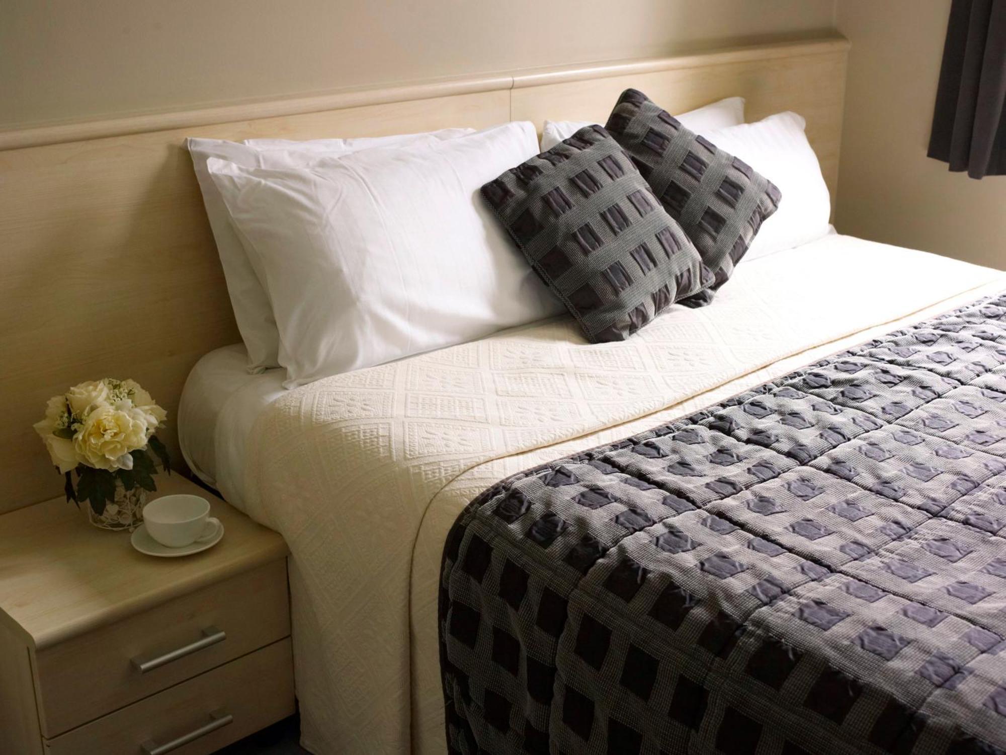 The Avenue Hotel Ltd Клитеро Екстериор снимка